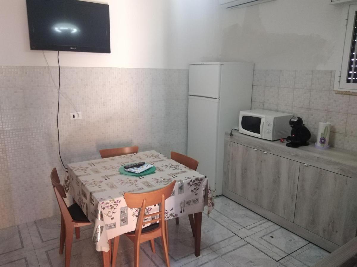 Casa Gialla Mare Del Salento マルッジョ エクステリア 写真