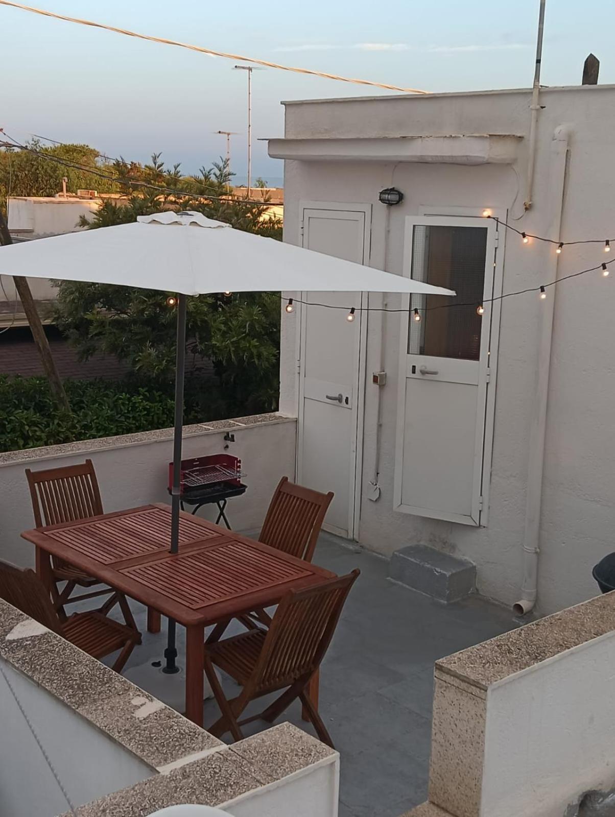 Casa Gialla Mare Del Salento マルッジョ エクステリア 写真