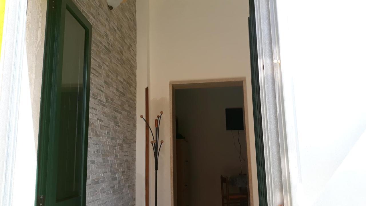 Casa Gialla Mare Del Salento マルッジョ エクステリア 写真